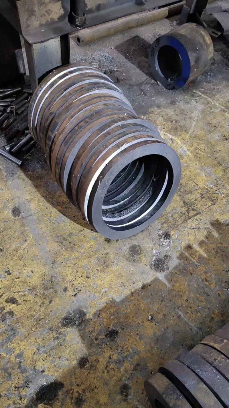 华龙华龙华龙30CrMo无缝钢管切割